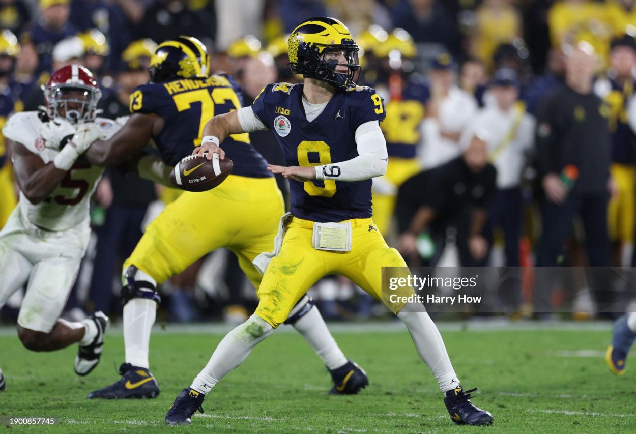 J.J. McCarthy #9 of the Michigan Wolverines throws a pass in the fourth quarter against the Alabama <strong><a  data-cke-saved-href='https://www.vavel.com/en-us/nfl/2021/04/08/1066543-vavel-uks-2021-mock-draft-pitts-to-cincinnati-four-qbs-in-the-top-four.html' href='https://www.vavel.com/en-us/nfl/2021/04/08/1066543-vavel-uks-2021-mock-draft-pitts-to-cincinnati-four-qbs-in-the-top-four.html'>Crimson Tide</a></strong> during the CFP Semifinal Rose Bowl Game at Rose Bowl Stadium on January 01, 2024 in Pasadena, California. (Photo by Harry How/Getty Images)