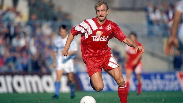 Rudi Völler during his playing days at Leverkusen. | Image source: DFB.de