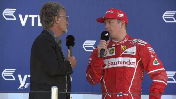 Räikkönen é o outro finlandês do pódio, em terceiro (Foto: Divulgação/F1)