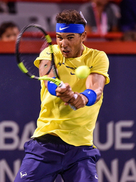 Rafael Nadal hits a backhand | Photo: Minas Panagiotakis/Getty Images North America