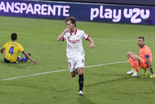 Rakitic se ha adaptado bastante bien en su vuelta al Sevilla FC. Foto: sevillafc.es