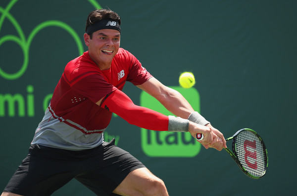 Milos Raonic stretches for a backhand against Kudla. Photo: Clive Brunskill/Getty Images