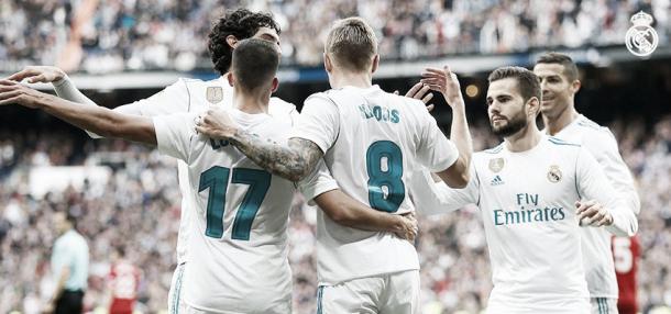 Le Merengues esultano per il gol di Kroos (Twitter - Real Madrid C.F.)