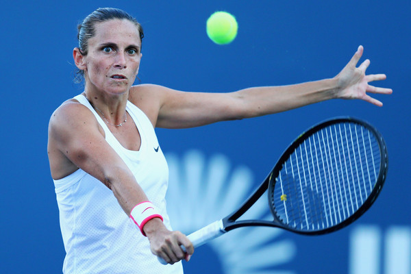 Roberta Vinci at the 2015 Connecticut Open. Photo: Maddie Meyer/Getty Images