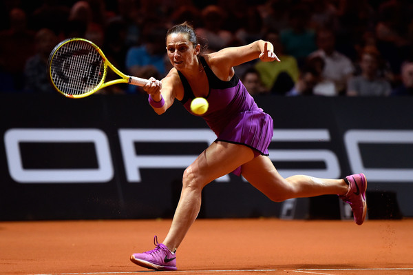 Roberta Vinci in Stuttgart last year | Photo: Dennis Grombkowski/Bongarts