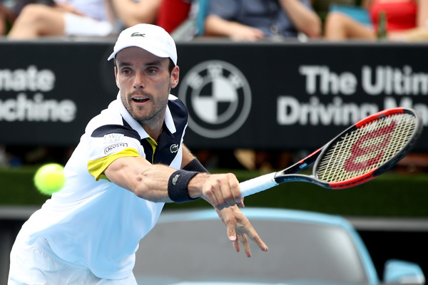 Roberto Bautista Agut returns a serve during the final | Photo: Phil Walter/Getty Images AsiaPac