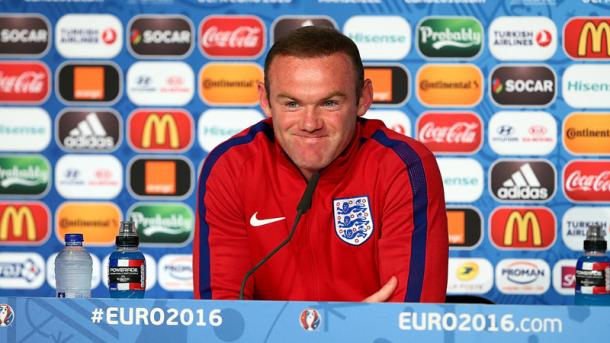 Wayne Rooney in conferenza stampa, thefa.com