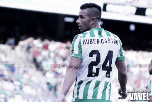 Rubén Castro con el Real Betis Balompié | Foto: Juan I. Lechuga - VAVEL