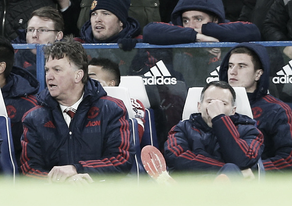 Van Gaal and Giggs look on frustrated as Diego Costa equalises | Photo: John Peters/Manchester United