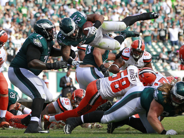 Eagles running back Ryan Mathews hurdles over the pile to score (Rich Schultz/Getty Images)