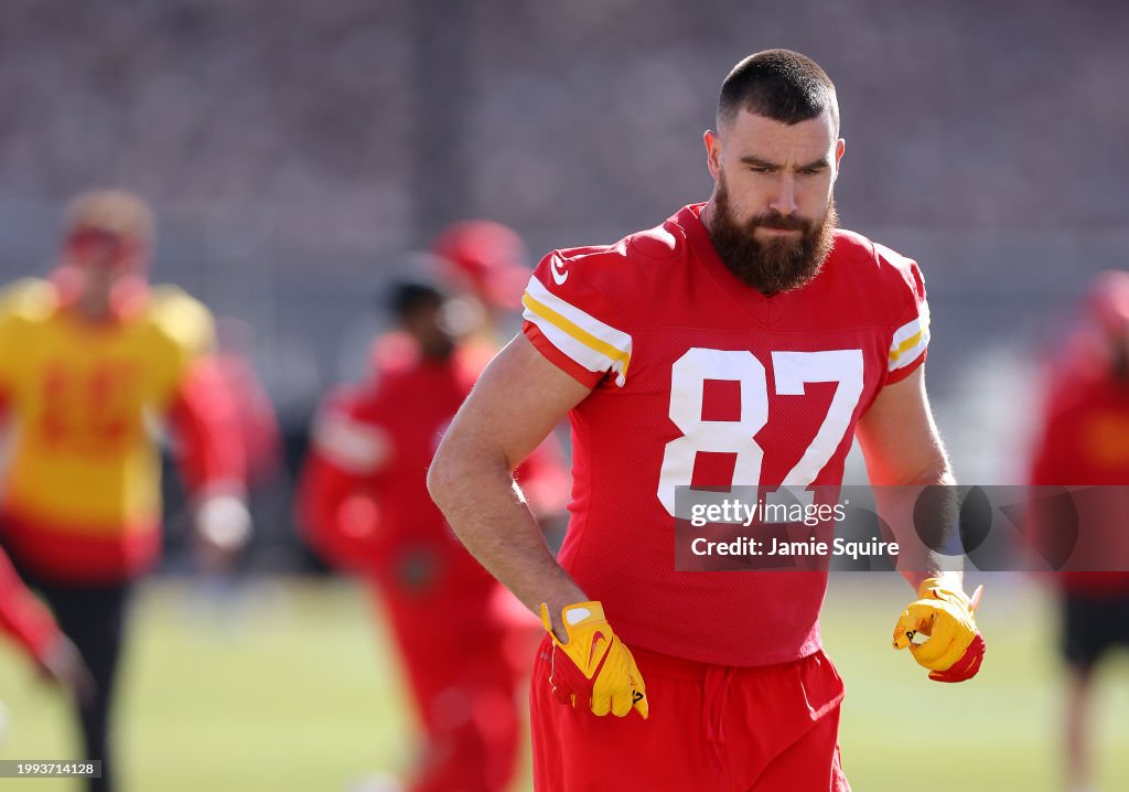 Tight-end Travis Kelce #87 warms up during Kansas City Chiefs practice ahead of Super Bowl LVIII at the Las Vegas Raiders Headquarters/Intermountain Healthcare Performance Center on February 07, 2024 in Henderson, Nevada. (Photo by Jamie Squire/Getty Images)