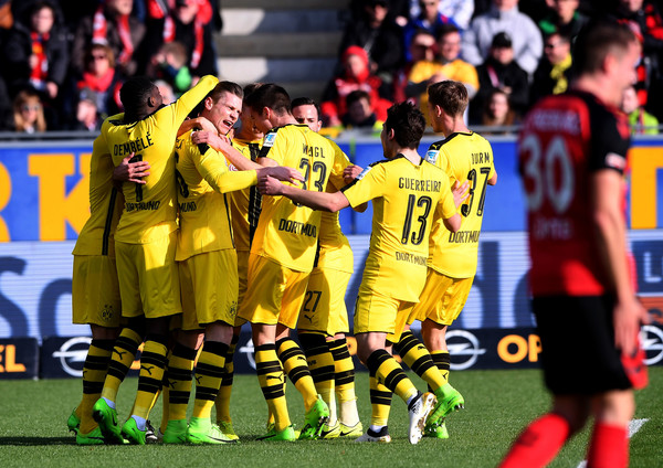 Dortmund celebra un gol ante Freiburg / FOTO: Zimbio