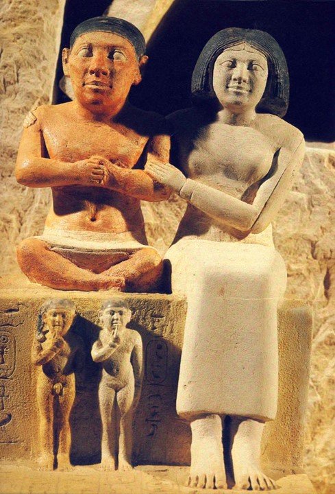 Representación de Seneb y su familia | Foto: Amigos de la Egiptología