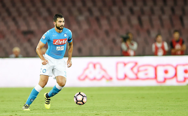 Albiol in action in the 4-2 victory over Milan | Photo: zimbio.com