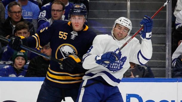 The Buffalo Sabres caught the Toronto Maple Leafs sleeping in this March 5, 2018 game. (AP Photo/Jeffrey T. Barnes)