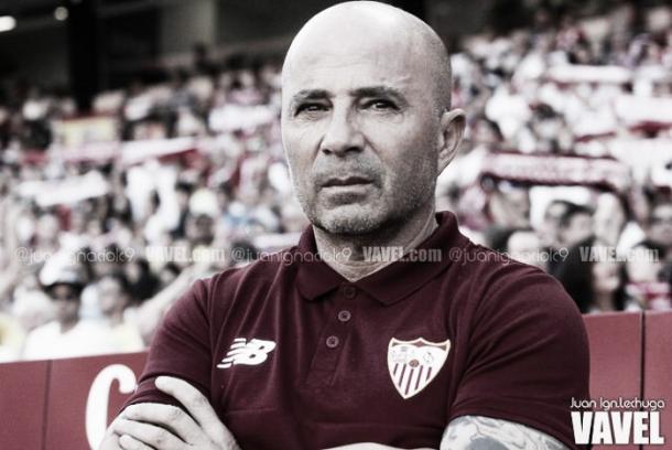 Sampaoli ha creado un Sevilla ofensivo y vistoso, basado en el trabajo en bloque y la presión asfixiante a los rivales. | FOTO: Juan Ign. Lechuga - VAVEL