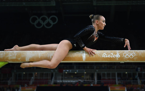 Sanne Wevers of the Netherlands competes in the balance beam during the individual event finals at the Olympics/Photo: Laurence Griffiths/Getty Images