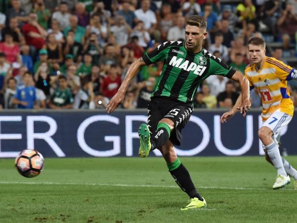 Berardi dispatches one of his goals from the spot in the second leg | Photo: gazzettaworld.com