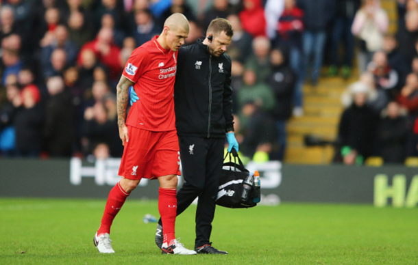 Skrtel limps off at Watford towards the end of 2015. (Picture: Getty Images)
