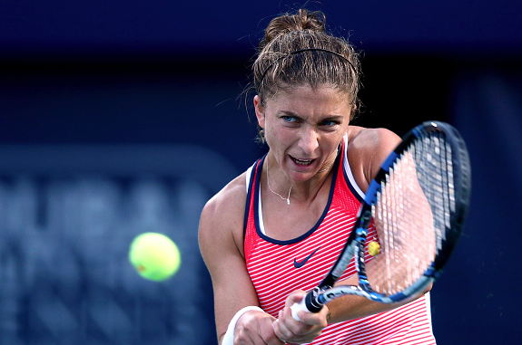 Sara Errani in action during the quarter final of Dubai. Source:Getty Images/ Francois Nel