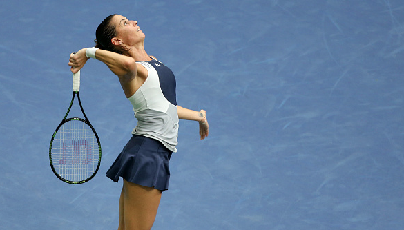 Flavia Pennetta serving during the US Open Final. Source:Getty Images/Jean Catuffe