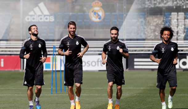 MADRID, SPAIN - MAY 12: Sergio Ramos, Dani Carvajal and Marcelo of Real Madrid warm up during a training session at Valdebebas training ground on May 12, 2015 in Madrid, Spain. (Photo by Helios de la Rubia/Real Madrid via Getty Images)