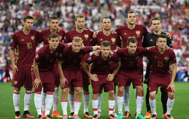 Russia players line up for the team photos prior to the UEFA EURO 2016 Group B match between England and Russia at Stade Velodrome on June 11, 2016 in Marseille, France. (Photo by Laurence Griffiths/Getty Images)