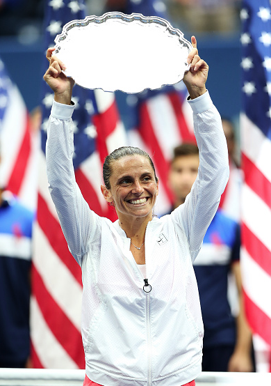 Roberta Vinci with the runner-ups trophy in last year's Us Open. Photo: Getty Images/Matthew Stockman