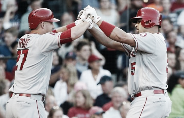 Albert Pujols smacked his 575th home run in the first inning. | AP