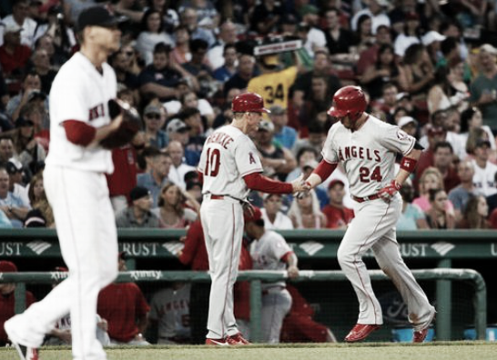 C.J. Cron rounds the bases after smacking his fourth-inning homer. | AP