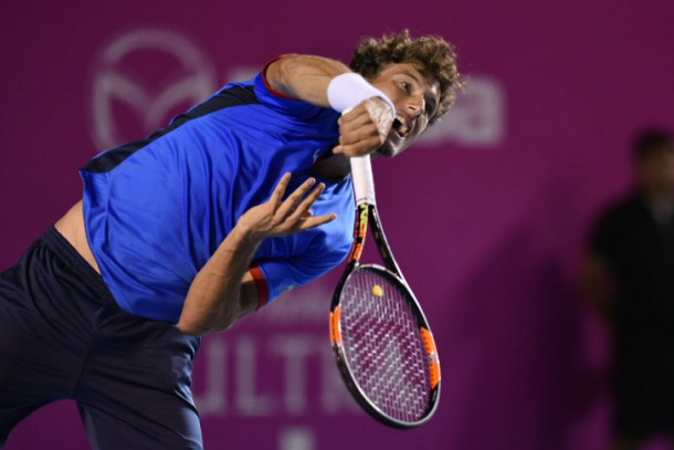 Pablo Carreno Busta in action during his semifinal match at Los Cabos Open. (Photo: Mextenis)