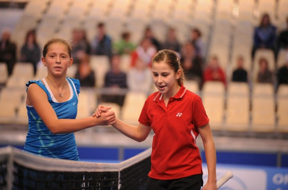 Bencic and Ostapenko play as juniors at the 2011 Czech Open (Tennis Magazine)