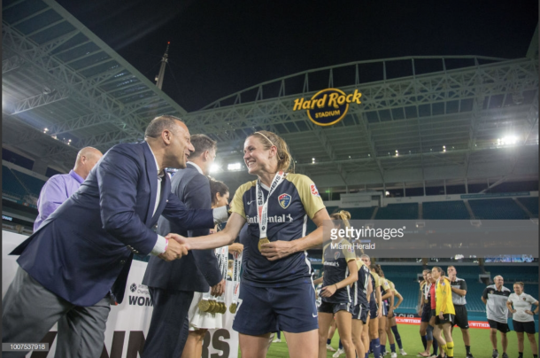 Heather O'Reilly receives her Gold Medal at the end of the Tournament. Photo: GettyImages/Miami Herald