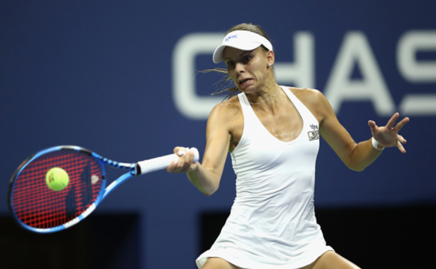 Magda Linette hitting a forehand (Julian Finney/Getty Images)