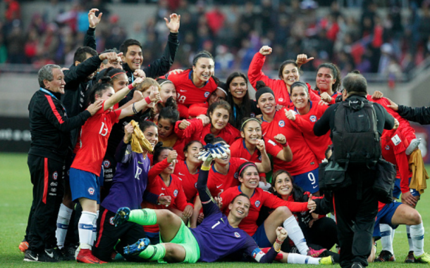 Chile's Women's National team celebrate their 2019 Women's World Cup qualification in April. (Photo CLAUDIO REYES/AFP/Getty Images)