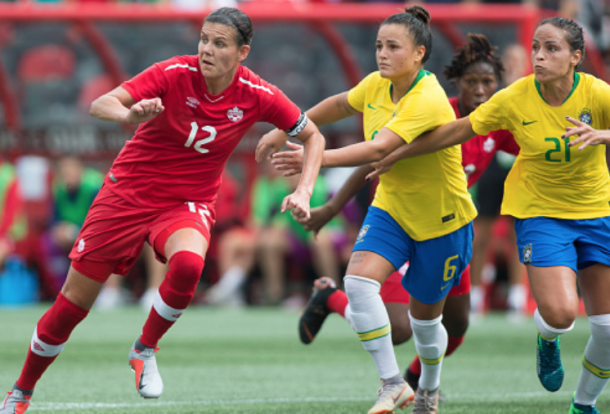 Portland Thorn FC Christine Sinclair of Canada battles against Orlando Pride players Camila (6) and Monica (21) of Brazil. (Photo by Sean Burges/Icon Sportswire via Getty Images)