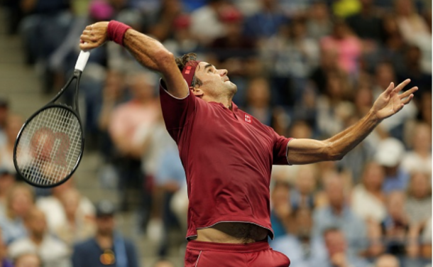 The missed overhead from Federer on game point for what would've been a 5-2 lead proved to be costly (Anadolu Agency/Getty Images)