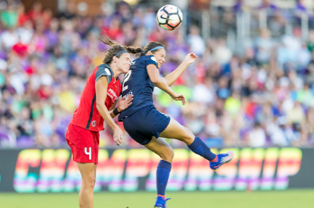 Holstad during a the NWSL championship. //Source:Andrew Bershaw/Icon Sportswire 