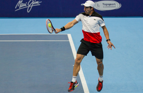 ​ Pablo Cuevas hits a backhand (Photo: Pupo/Getty Images)