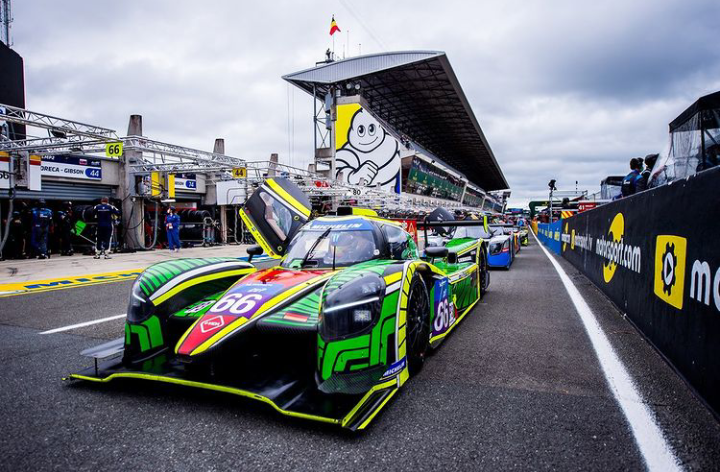 El Duqueine Nissan de Nico Varrone listo para salir a pista: Foto Rinaldi Racing