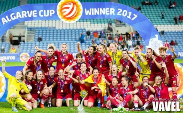 Selección Española Femenina tras ganar la Copa Algarve | Foto: José María Colomo - VAVEL