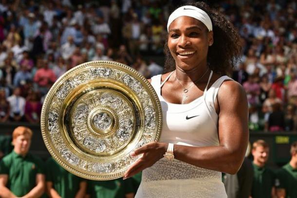 Serena Williams with her 2015 Wimbledon trophy. Photo: Getty Images