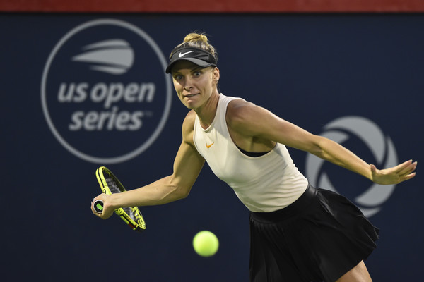 Sesil Karatantcheva failed to put up a proper challenge despite her toughest efforts in the match | Photo: Minas Panagiotakis/Getty Images North America