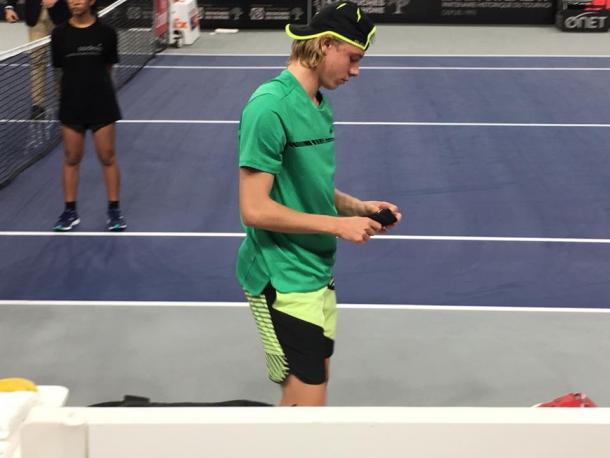 Shapovalov adjusts his wrist bands during his loss. Photo: Open 13 Marseille