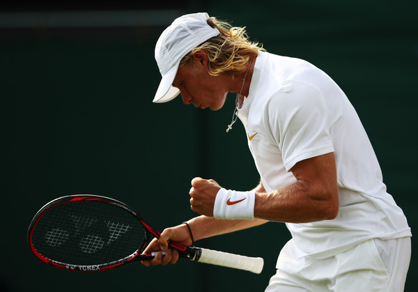 Denis Shapovalov was on fire to start the match, but it did not last. Photo: Clive Brunskill/Getty Images