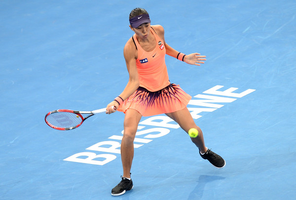 Zhang Shuai in action at the Brisbane International | Photo: Bradley Kanaris/Getty Images AsiaPac