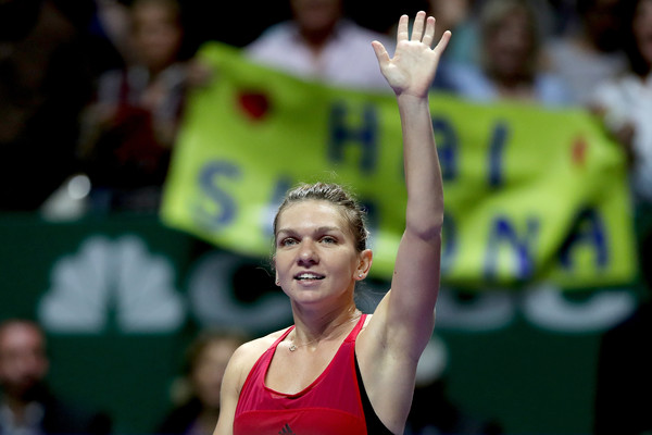 Simona Halep was an obvious crowd favourite at the WTA Finals | Photo: Matthew Stockman/Getty Images AsiaPac