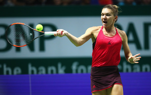 Simona Halep was unable to find her mark today | Photo: Clive Brunskill/Getty Images AsiaPac