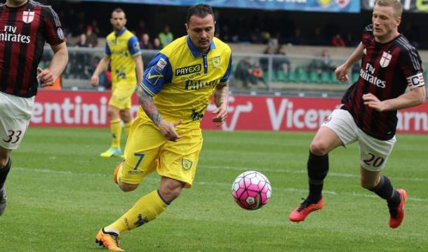 Simone Pepe, en un partido ante el Milan | Foto: AC Chievo Verona