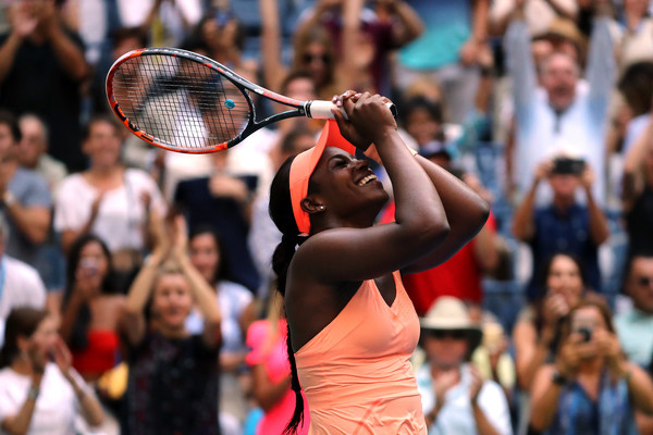 Support: The crowd in Arthur Ashe provided Stephens with a lively atmosphere to play in during her quarterfinal match against Anastasija Sevastova | Photo: Getty Images North America